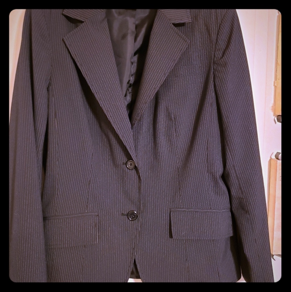 Worthington Stretch Women's Gray Pinstripe Blazer